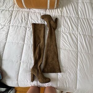 Rouge Helium Brown Over-the-Knee Boots